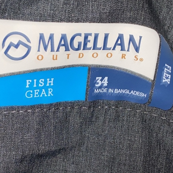 Magellan Flex FISH GEAR MENS SIZE 34 Outdoors Black gray Flat Front Shorts clean - Picture 3 of 9